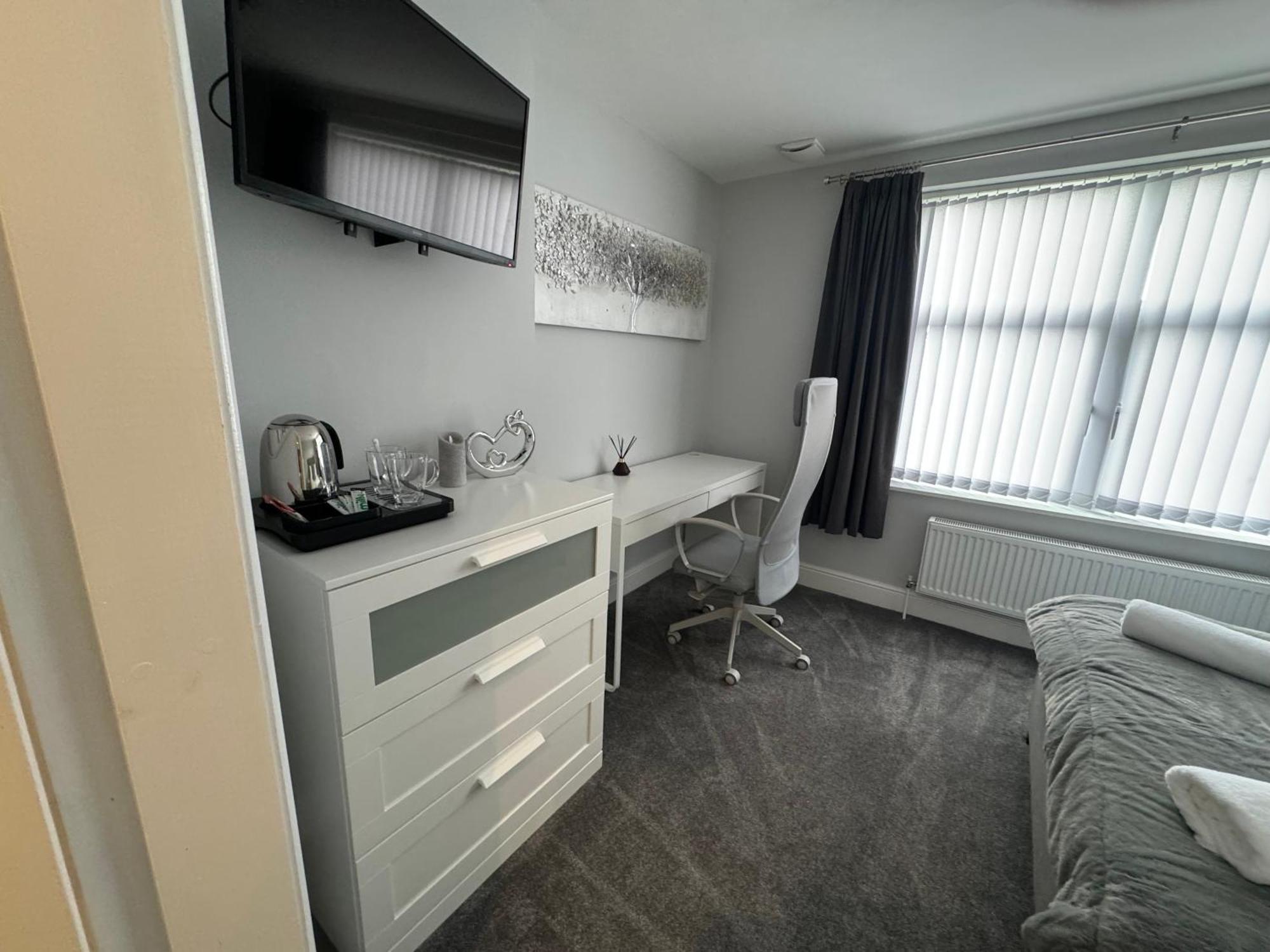 Lymm Living Hotel Warrington  Exterior foto
